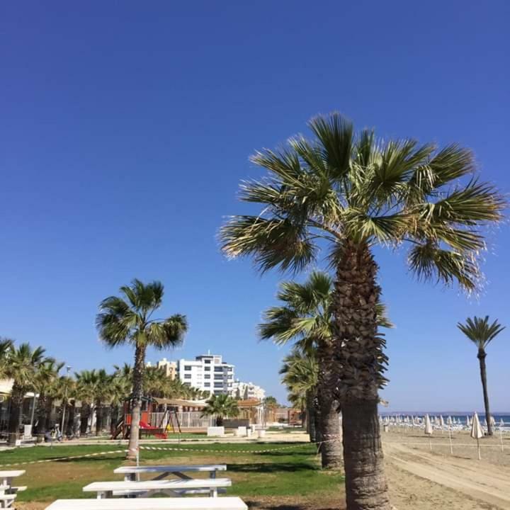 Hotel Welcome House Larnaka Exterior foto